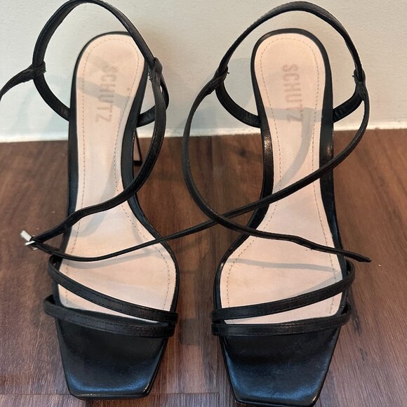 Schutz Heel - Picture 1 of 3